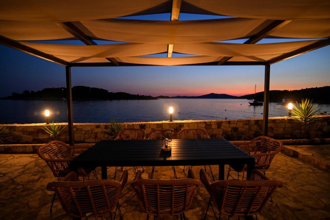 Villa Rudini With Heated Pool 오크루그고른지 외부 사진