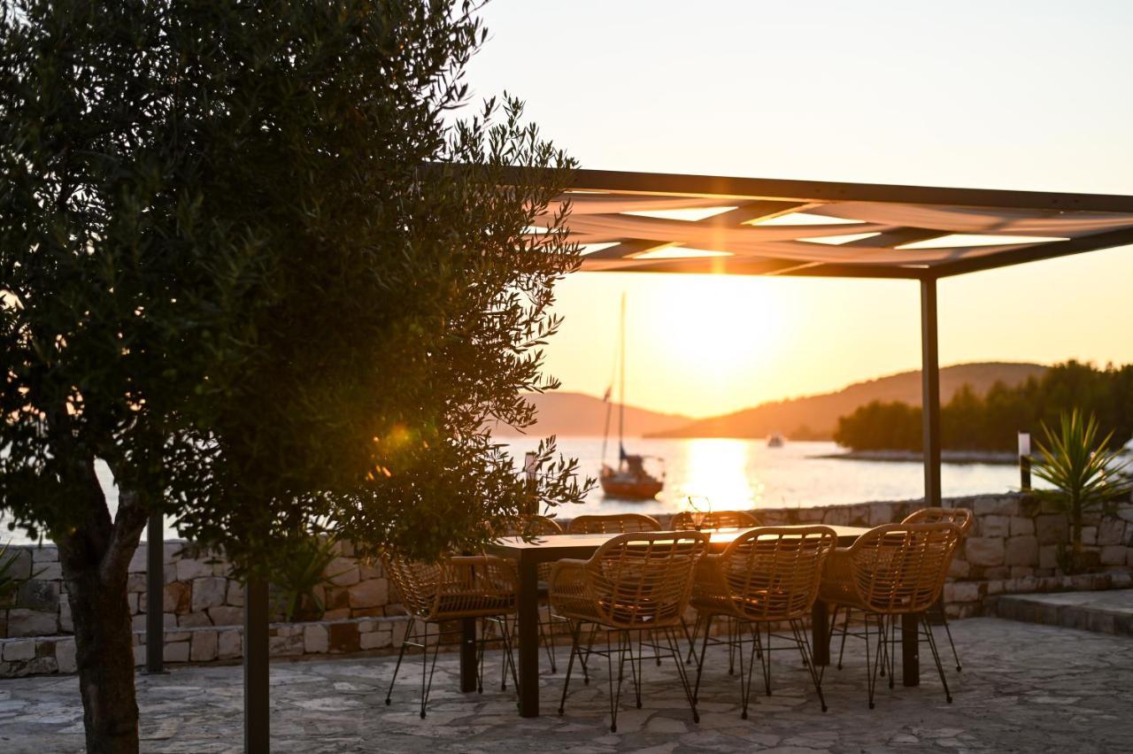 Villa Rudini With Heated Pool 오크루그고른지 외부 사진